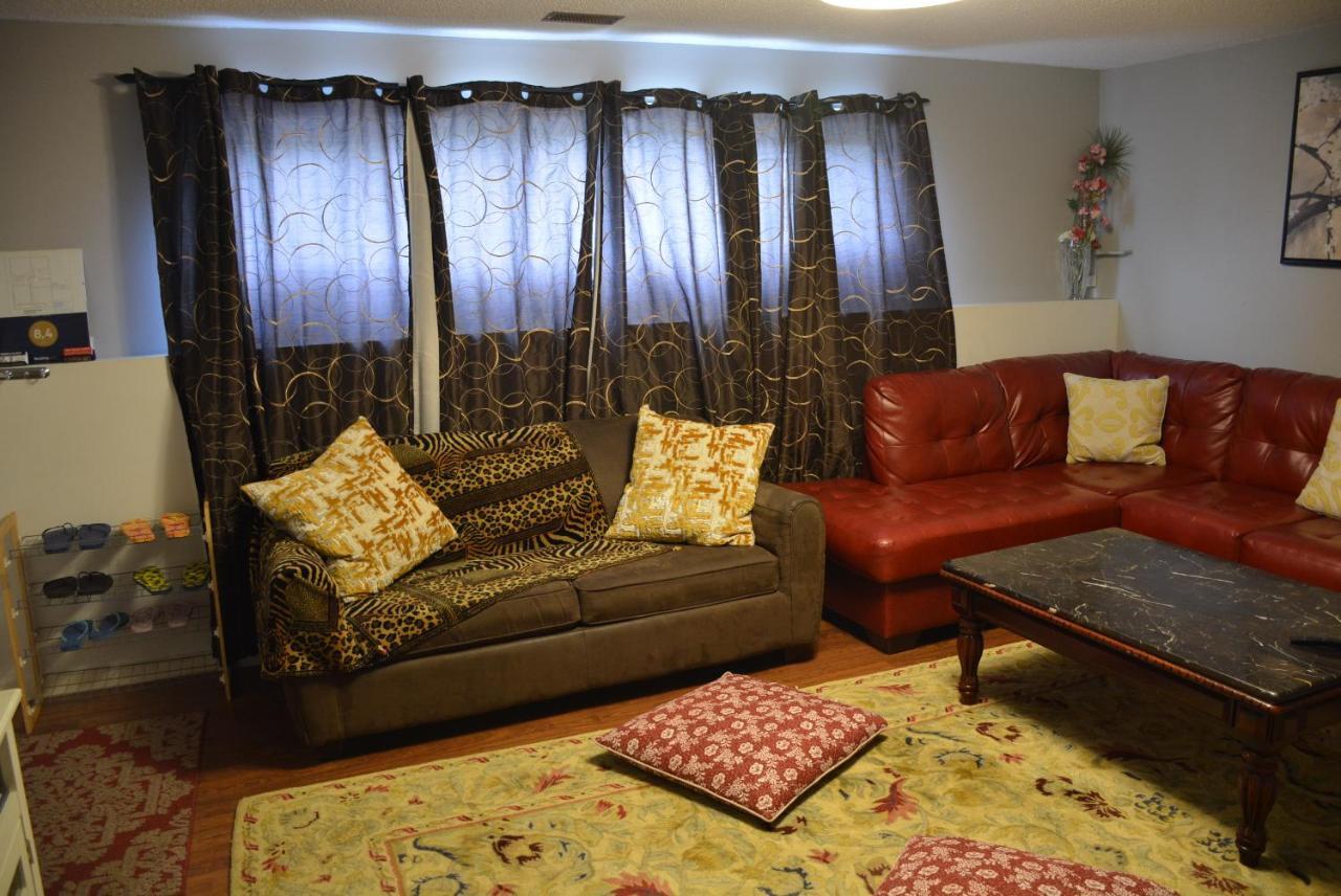 קלונה Aasra Home מראה חיצוני תמונה